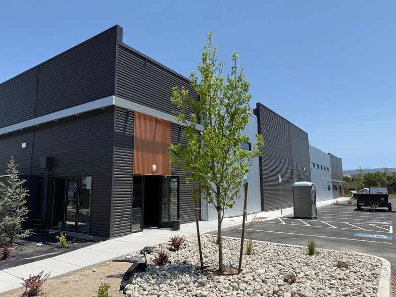 9570 Prototype Ct, Reno, NV for lease - Building Photo - Image 3 of 7