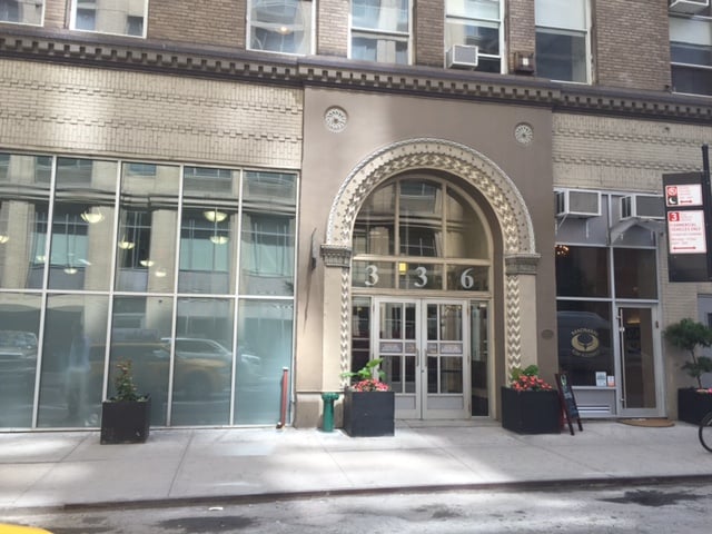 336-342 W 37th St, New York, NY for lease - Building Photo - Image 1 of 6