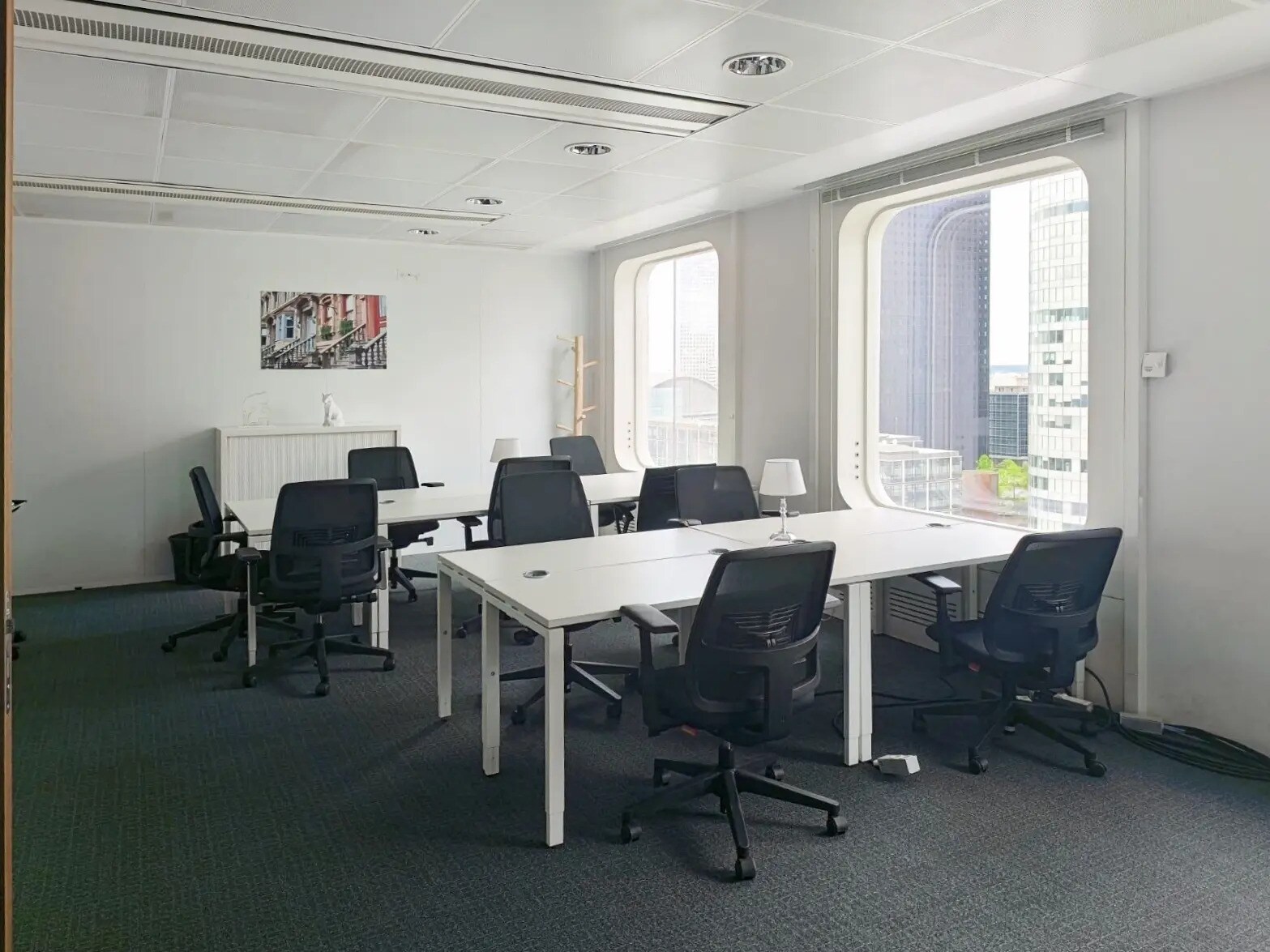 Office in  for lease Interior Photo- Image 1 of 11