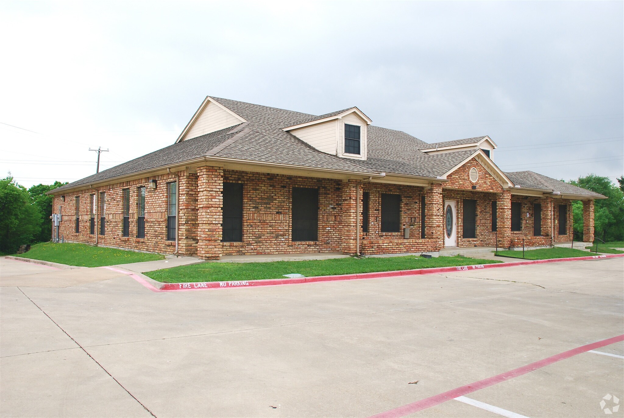 2424 Gus Thomasson Rd, Mesquite, TX for sale Primary Photo- Image 1 of 1