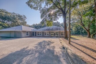 8130 Pittman Ave, Pensacola, FL for lease Interior Photo- Image 2 of 26