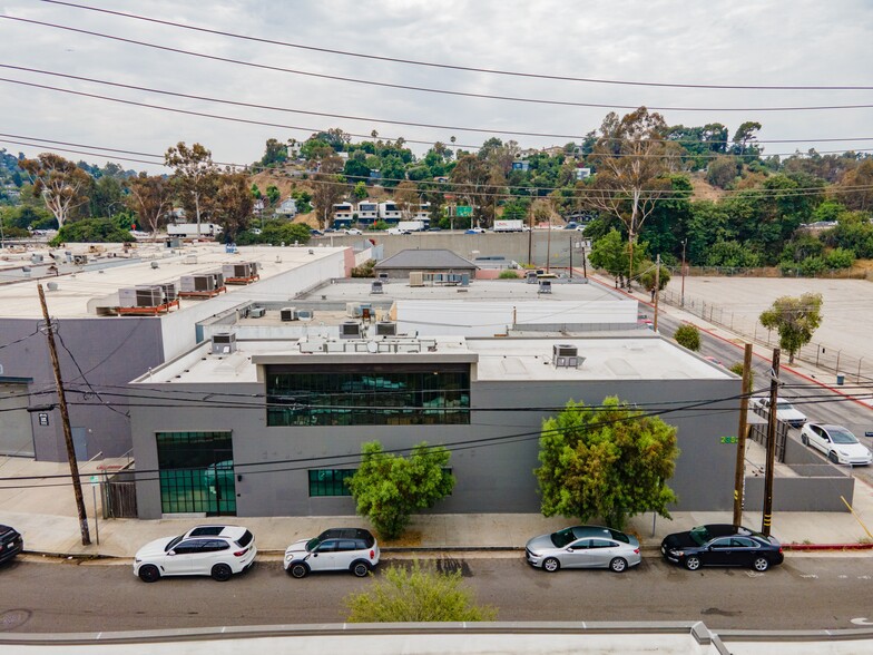 2352 Ripple St, Los Angeles, CA for sale - Building Photo - Image 2 of 23