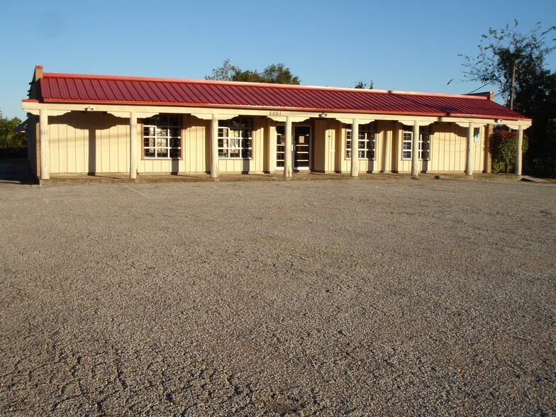 5001 Red Bluff Rd, Pasadena, TX for sale - Primary Photo - Image 1 of 1