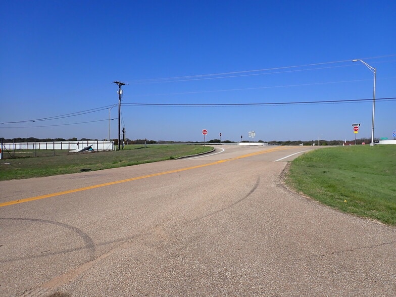 109 Shanklin Rd, Belton, TX for sale - Primary Photo - Image 2 of 4