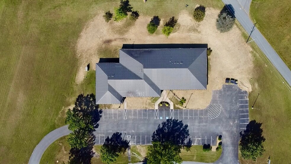 505 Blue Ball Rd, Elkton, MD for lease - Building Photo - Image 2 of 14