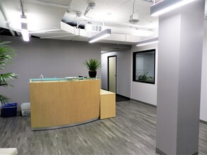 5757 W Century Blvd, Los Angeles, CA for lease Lobby- Image 2 of 4