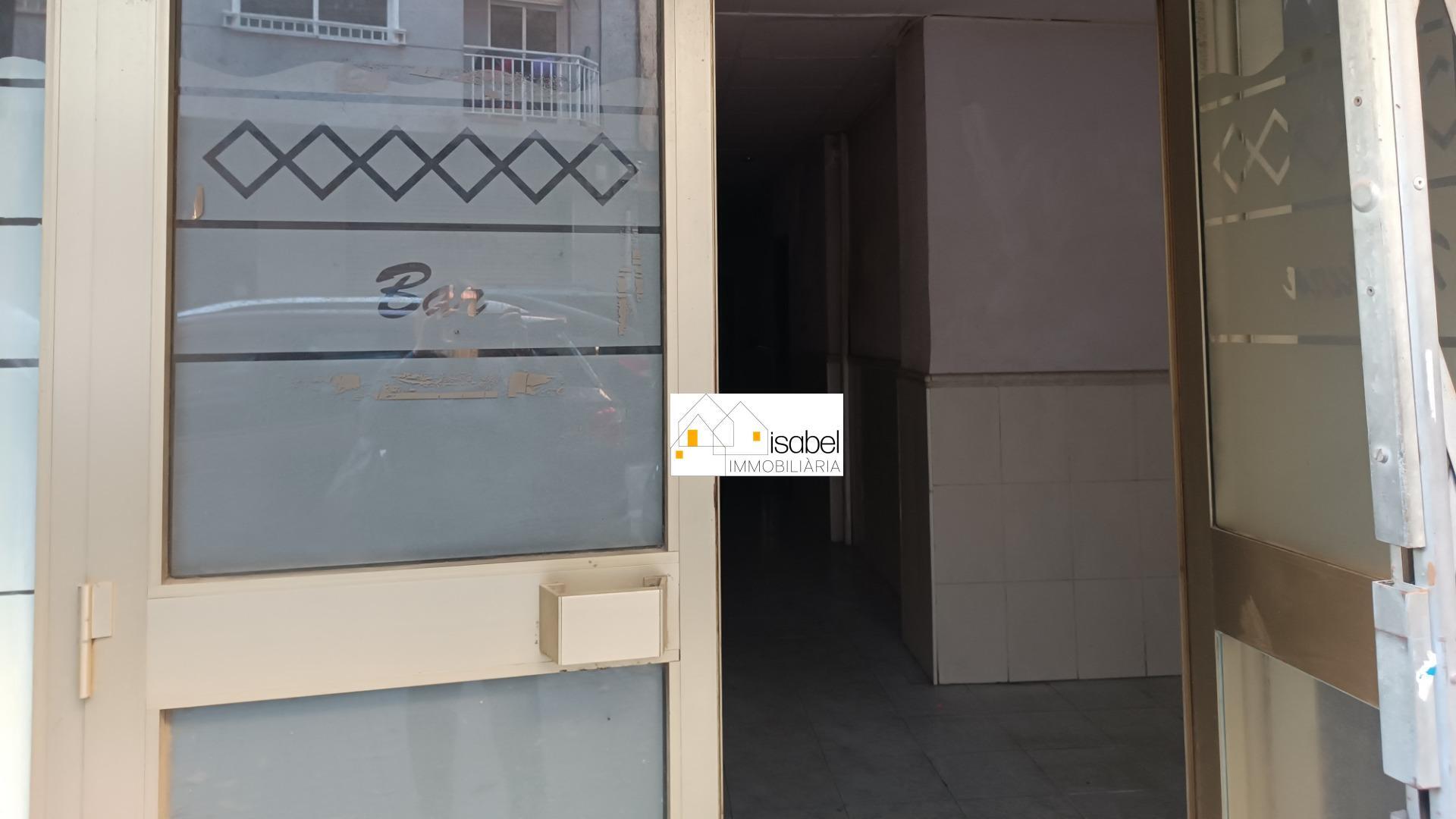Retail in Reus, Tarragona for lease Interior Photo- Image 1 of 22