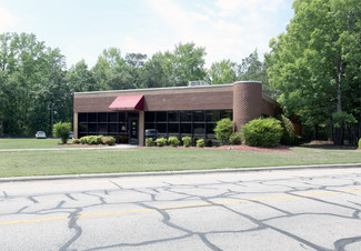 More details for 1212 S Walnut St, Fairmont, NC - Office for Sale