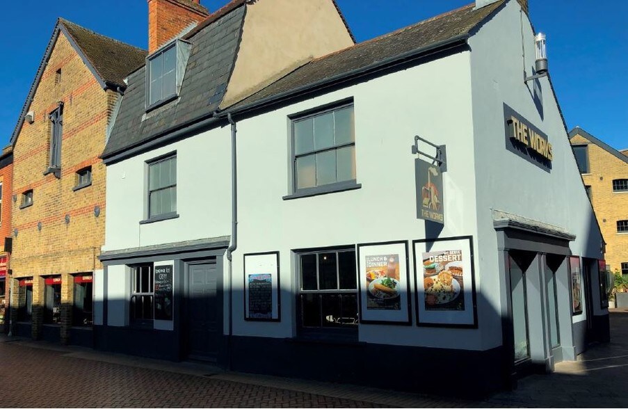 5 Springfield Rd, Chelmsford, ESS CM2 6FA