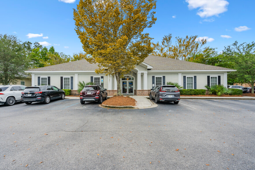 2060 Charlie Hall Blvd, Charleston, SC for sale - Building Photo - Image 1 of 1