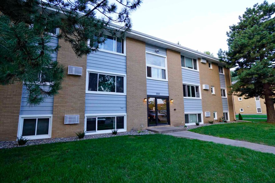3601 47th Ave N, Minneapolis, MN for sale - Building Photo - Image 1 of 1
