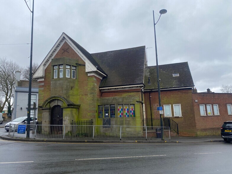 9 Bull Ring, Dudley for sale - Building Photo - Image 1 of 1