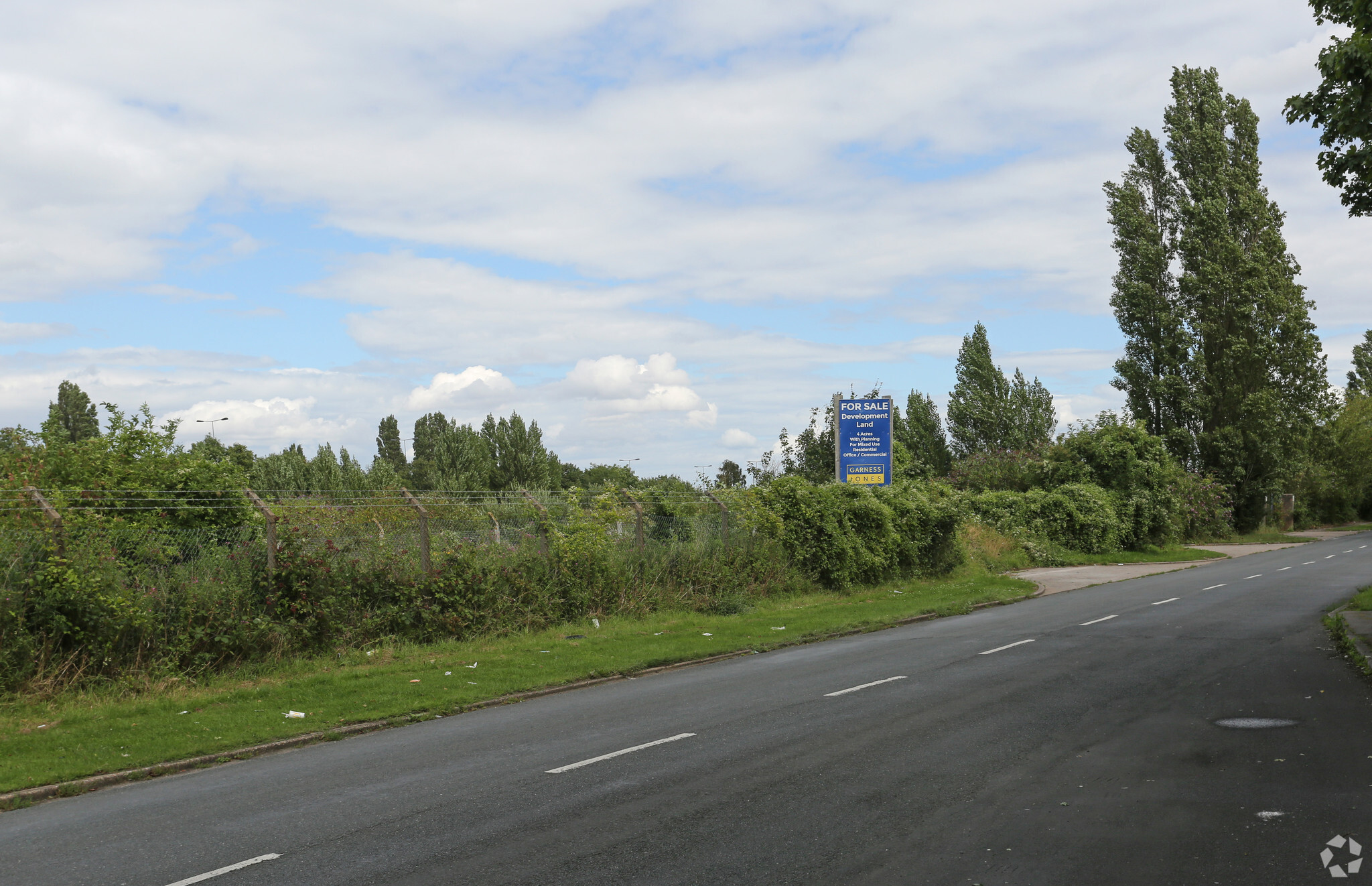 Livingstone Rd, Hessle for sale Primary Photo- Image 1 of 4