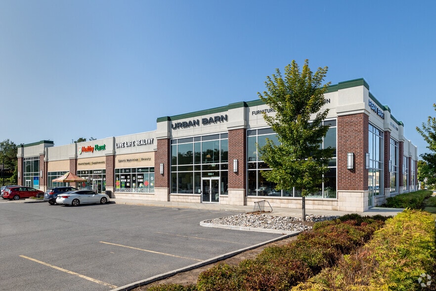 590-650 Industrial Ave, Ottawa, ON for lease - Primary Photo - Image 1 of 13