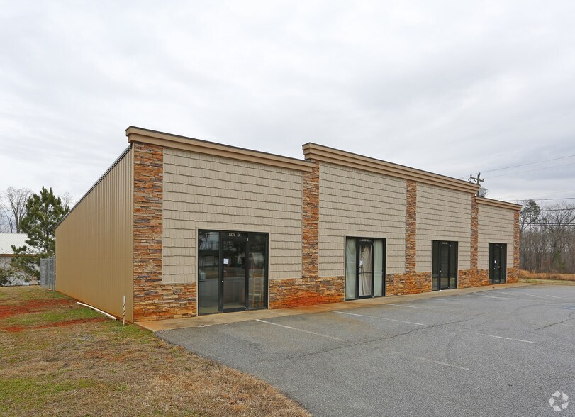 1378 W Cherokee Rd, Blacksburg, SC for sale - Primary Photo - Image 1 of 1