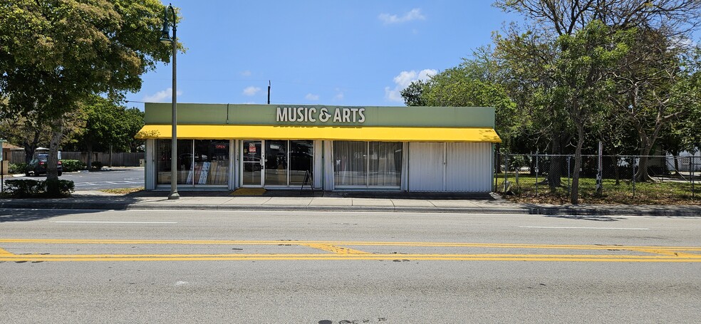 608 N Dixie Hwy, Lake Worth, FL for sale - Primary Photo - Image 1 of 1