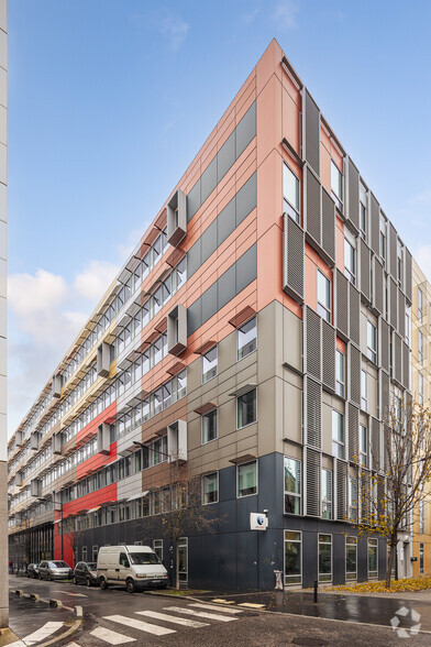 7 Rue Des Longs Quartiers, Montreuil for lease - Primary Photo - Image 1 of 1