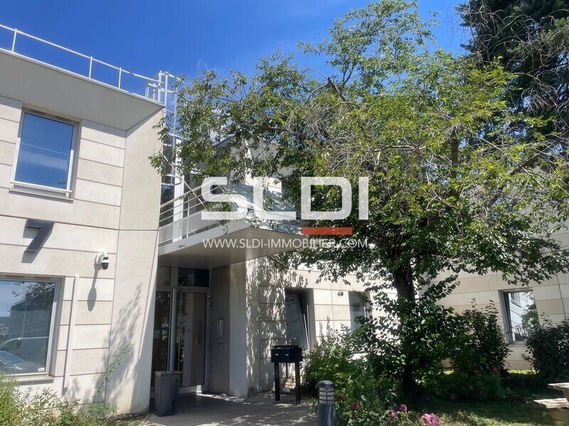 7 Rue Pascal, Bron à vendre Photo de l’immeuble– Image 1 sur 7