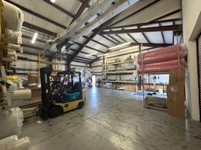 16266 San Carlos Blvd, Fort Myers, FL for lease Interior Photo- Image 2 of 2