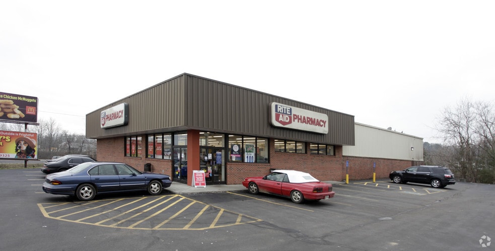 856-880 Tennessee Ave, Etowah, TN for lease - Primary Photo - Image 1 of 4