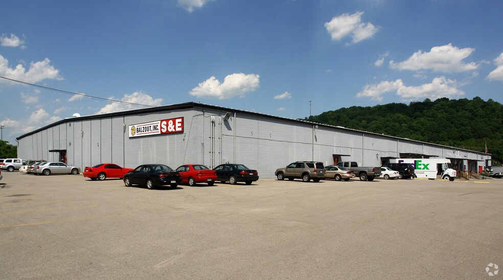 5 McJunkin Rd, Nitro, WV for sale - Building Photo - Image 1 of 1