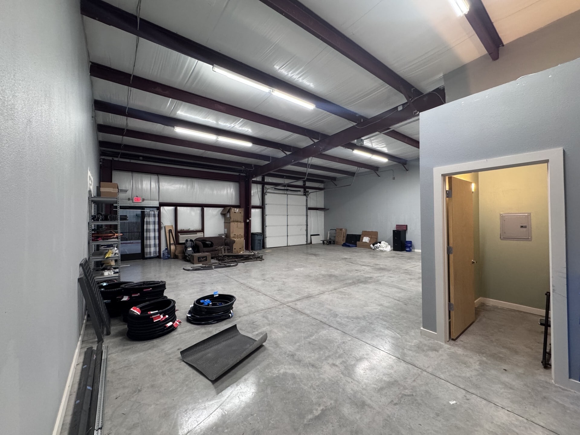 10379 Alta Vista Rd, Fort Worth, TX for lease Interior Photo- Image 1 of 7