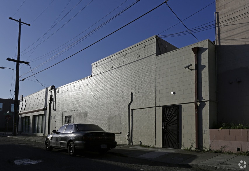 2719 Telegraph Ave, Oakland, CA for lease - Building Photo - Image 3 of 4