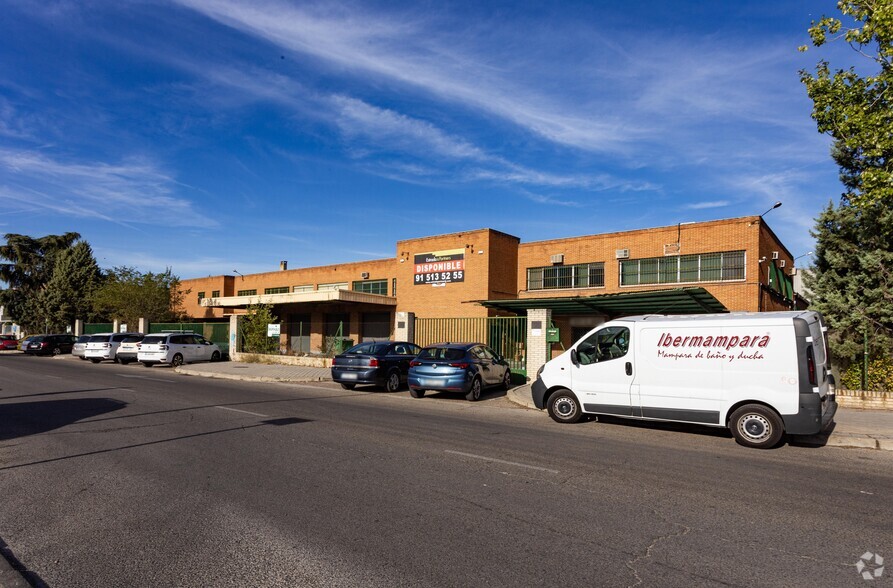 Industrial in Móstoles, MAD for sale - Primary Photo - Image 1 of 2