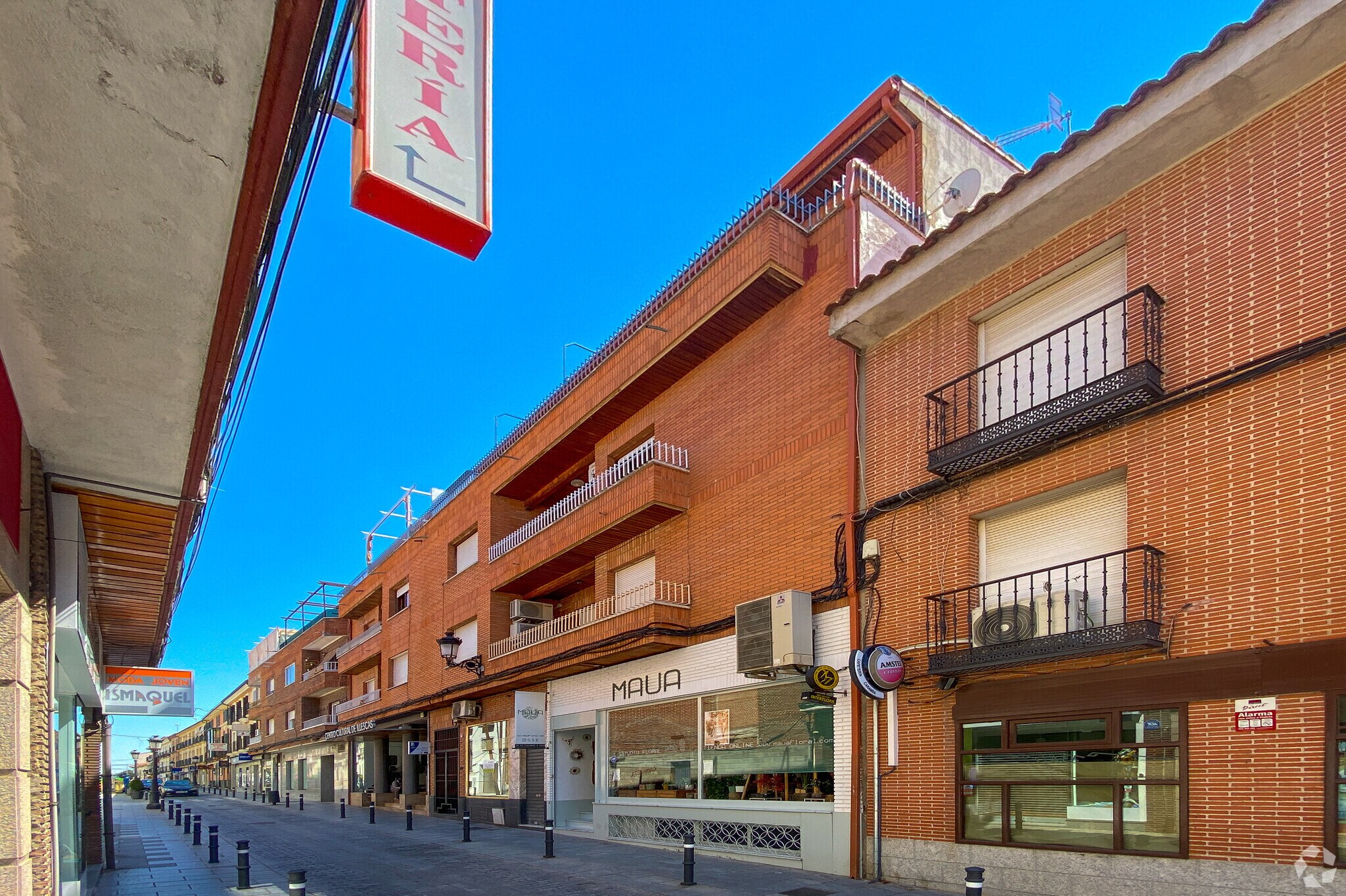 Calle Real, 86, Illescas, Toledo for sale Primary Photo- Image 1 of 1