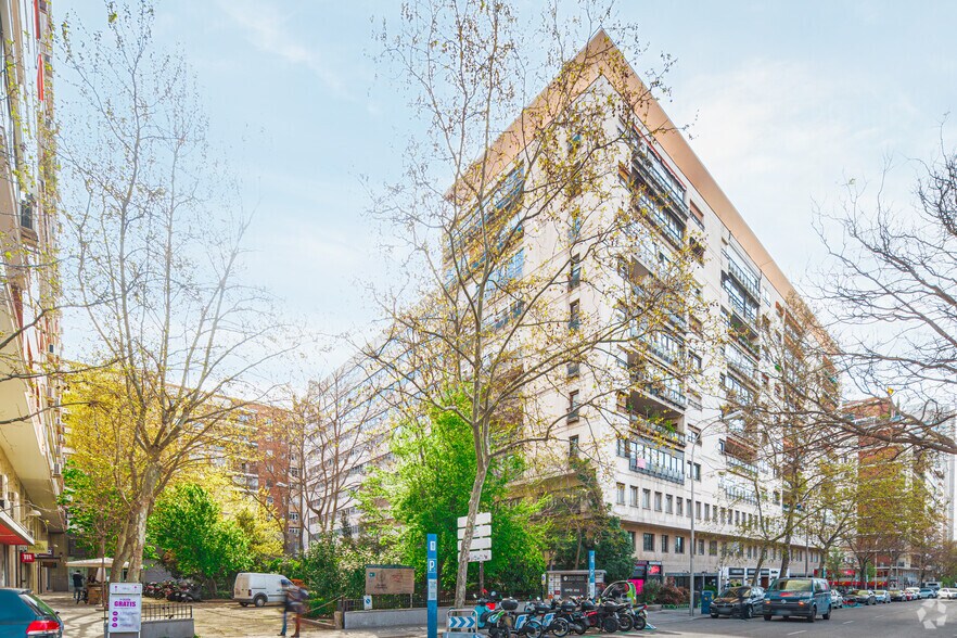 Paseo Castellana, 182-184, Madrid, Madrid for lease - Primary Photo - Image 1 of 2