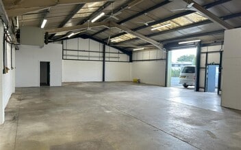 Clinton Rd, Leominster for lease Interior Photo- Image 2 of 3