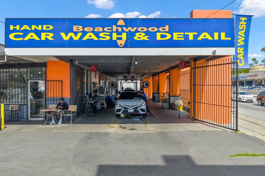 6061 Santa Monica Blvd, Los Angeles, CA for lease - Building Photo - Image 3 of 8