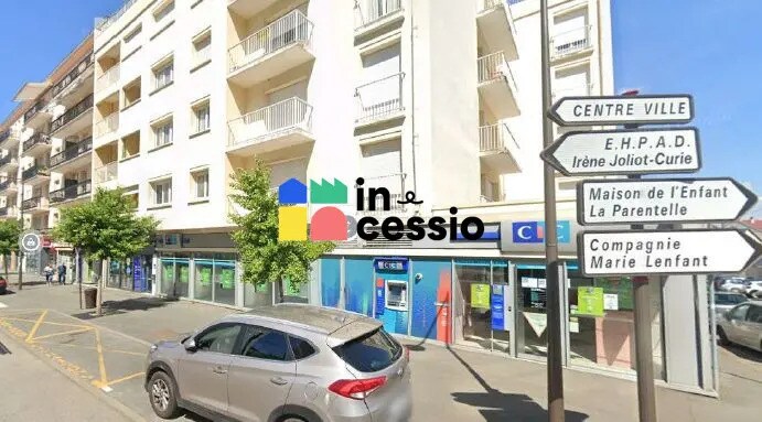 Retail in Le Mans for sale - Building Photo - Image 1 of 2