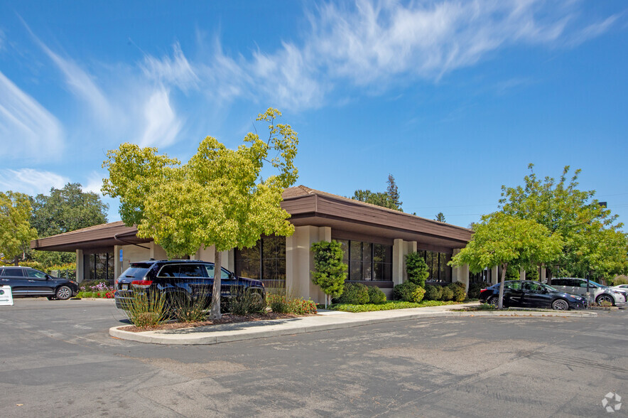 20520 Prospect Rd, Saratoga, CA for lease - Building Photo - Image 3 of 9