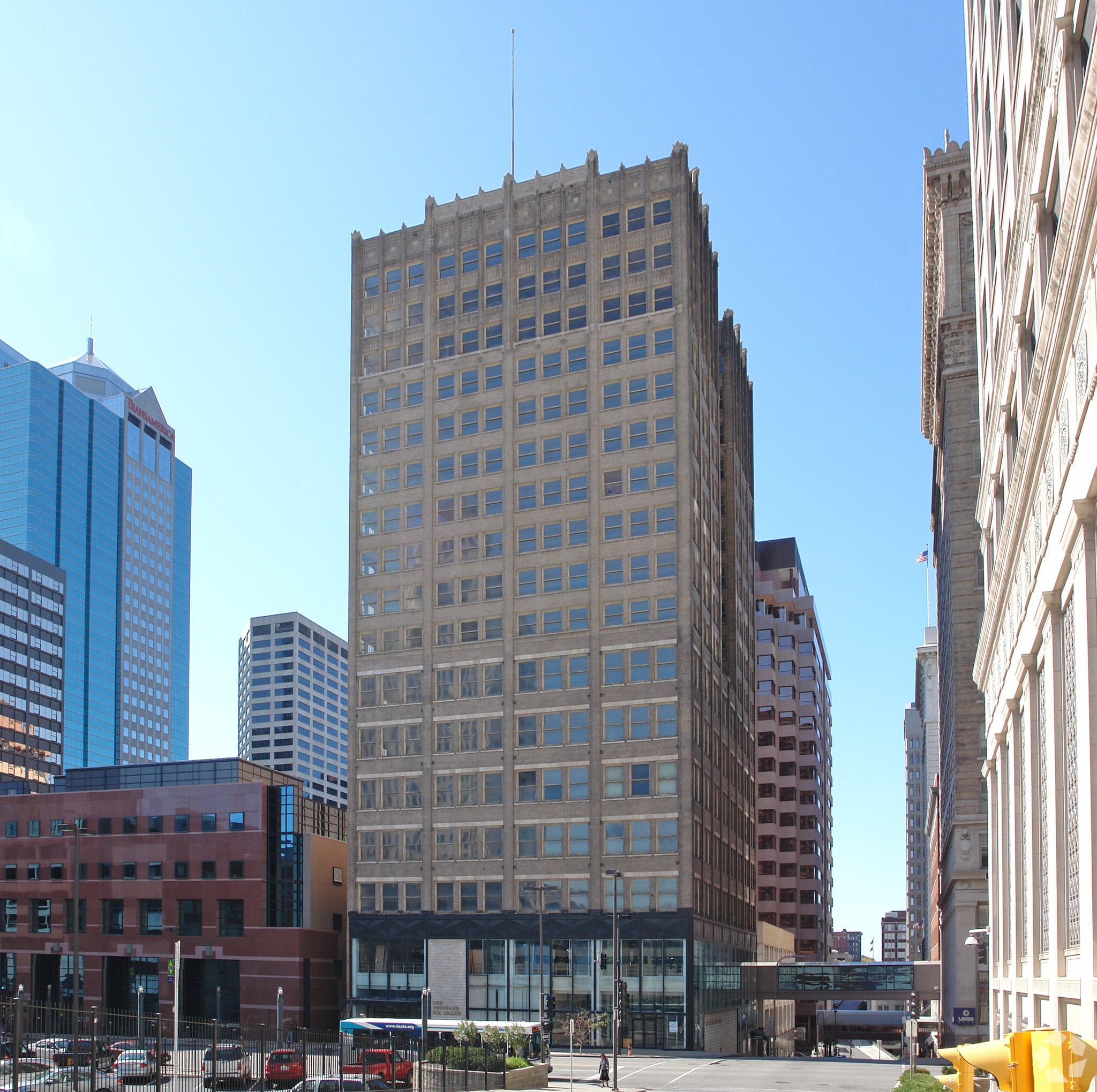 1006 Grand Blvd, Kansas City, MO 64106 Grand Boulevard Lofts