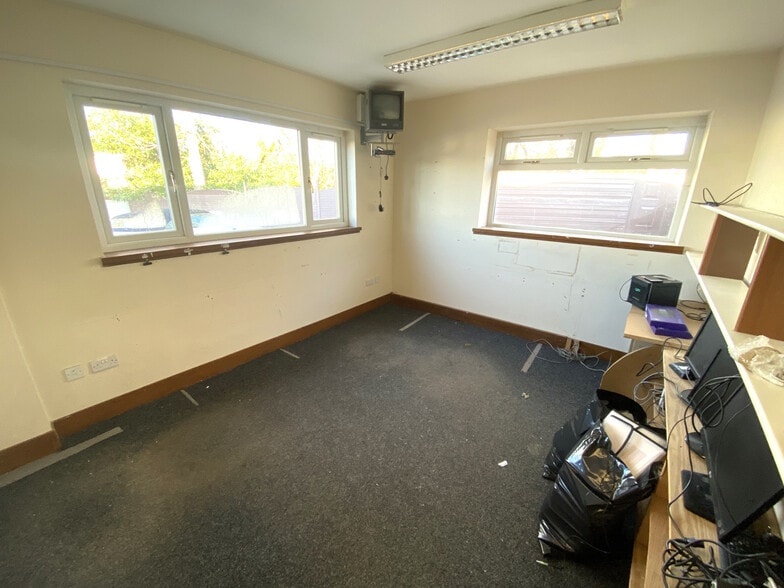 2 Catherinefield Industrial Estate, Dumfries, DFS DG1 3PQ Industrial