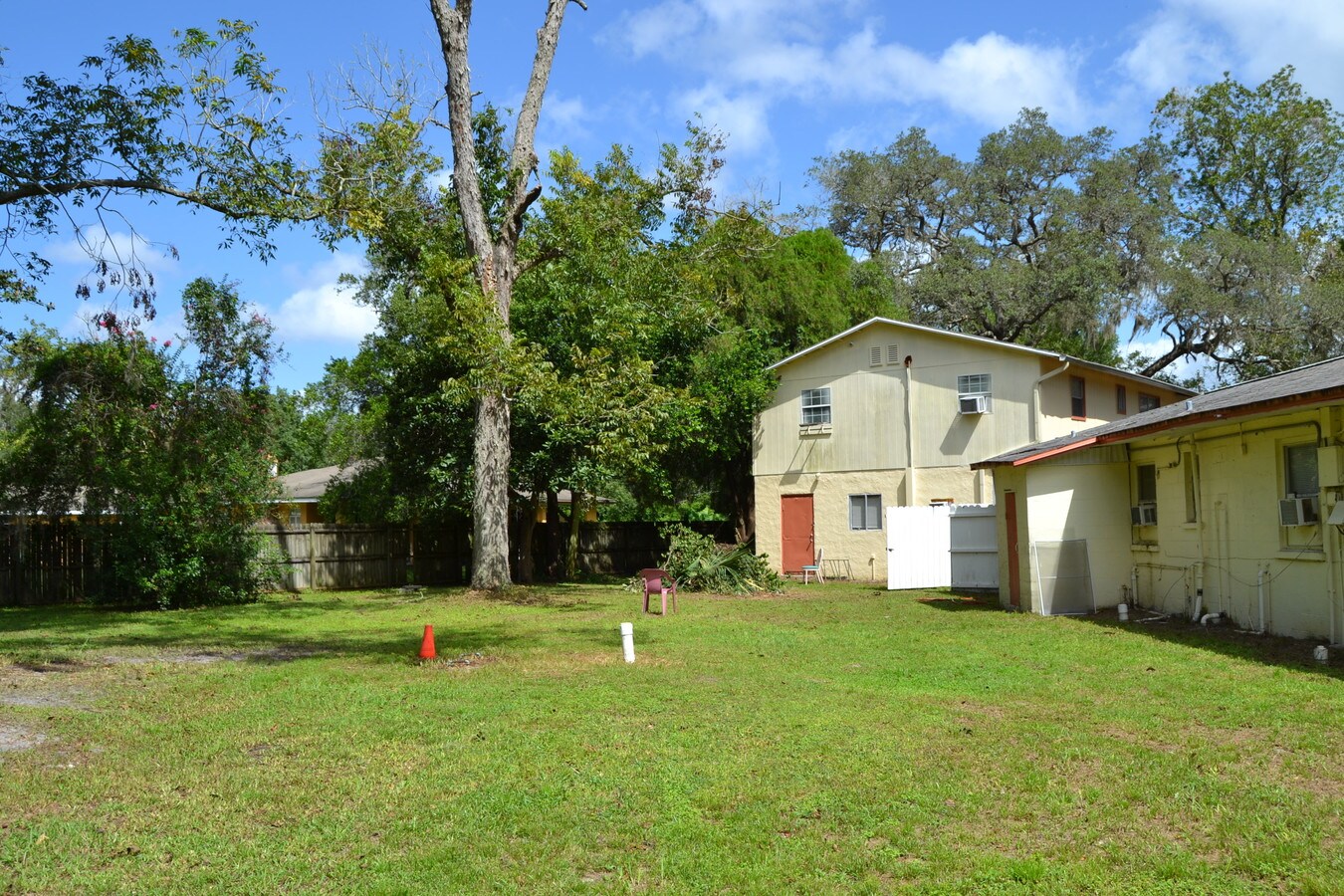 371 Broad St, Masaryktown, FL, 34604 Apartment Property For Sale