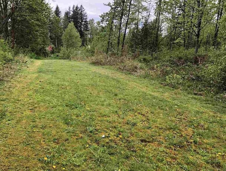 8906 Hayward St, Mission, BC V4S 1H8 4.1 Acre Development Site in