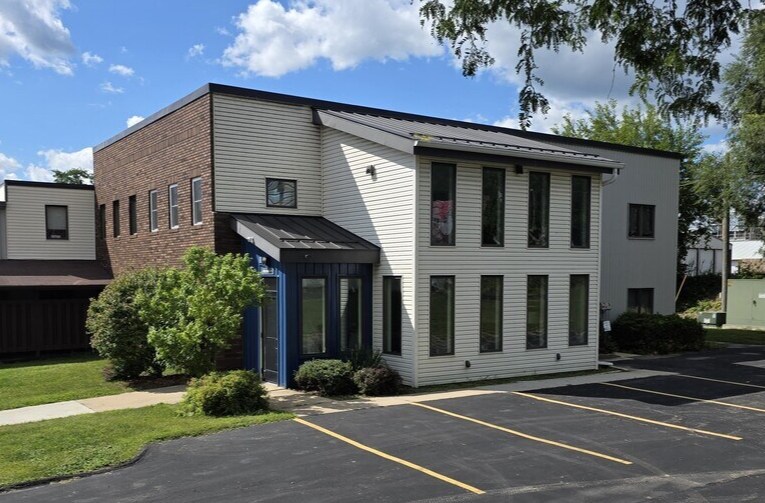 1130 Sextonville Rd, Richland Center, WI for lease Building Photo- Image 1 of 42