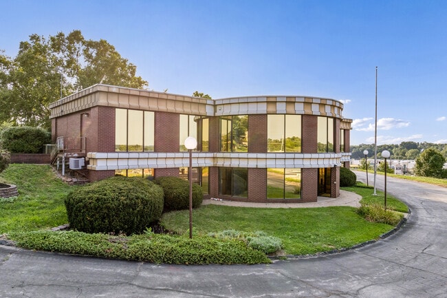 More details for 1080 Caroline Dr, Washington, MO - Office for Auction