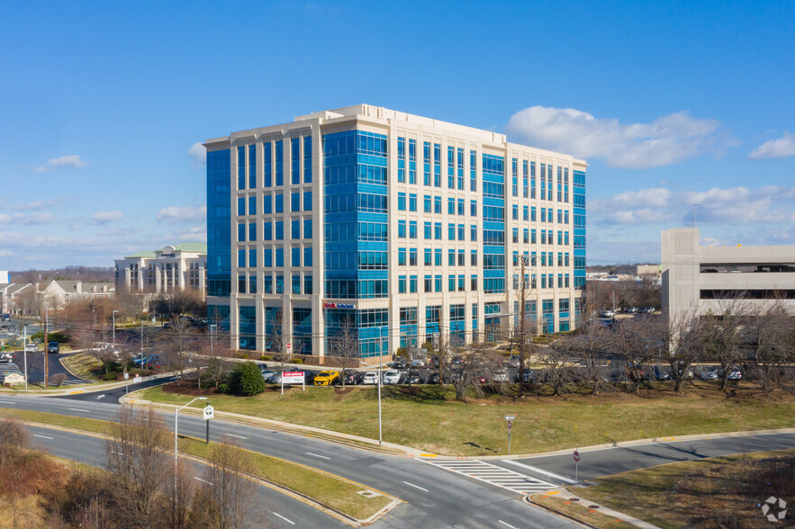 9711 Washingtonian Blvd, Gaithersburg, MD for lease - Building Photo - Image 2 of 9