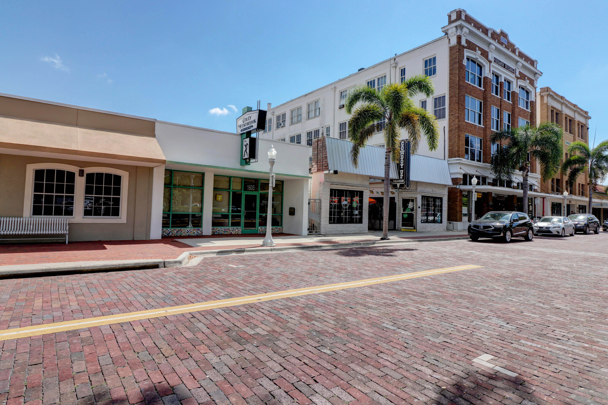 1605 Hendry St, Fort Myers, FL for lease Building Photo- Image 1 of 15