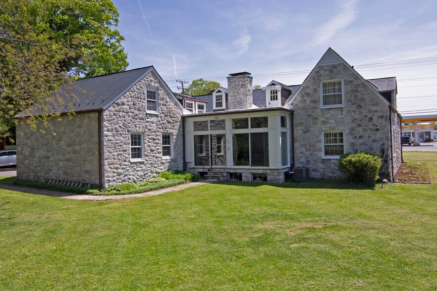 8789 Seneca Trail South, Ronceverte, WV for sale - Building Photo - Image 3 of 61