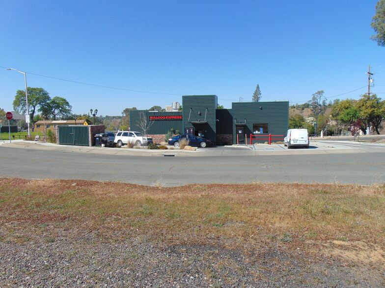 1355 Washington Ave, Oroville, CA for sale - Primary Photo - Image 1 of 10