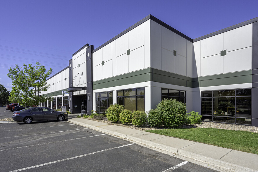 3155 Chambers Rd, Aurora, CO for lease - Building Photo - Image 1 of 12