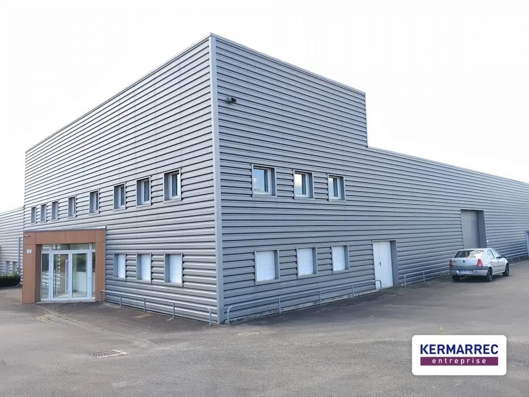 Flex in Vern-sur-Seiche for lease Building Photo- Image 1 of 8