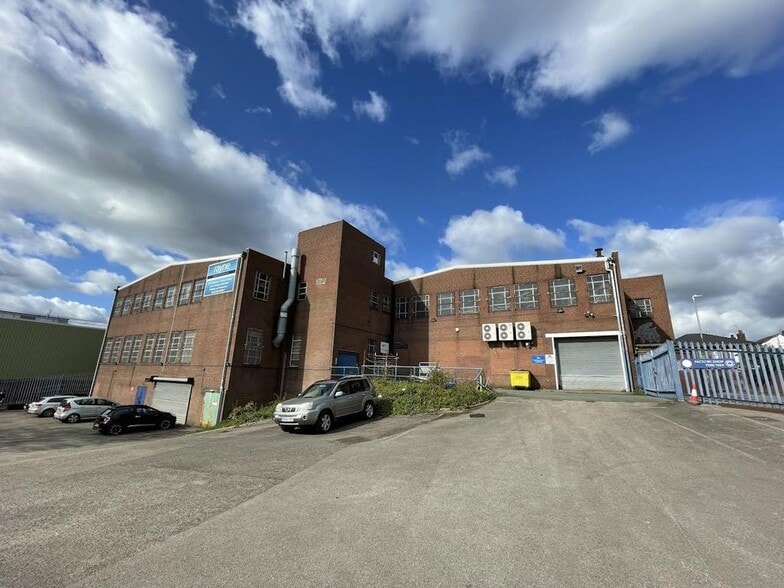 410-430 King St, Stoke On Trent for lease - Building Photo - Image 3 of 17