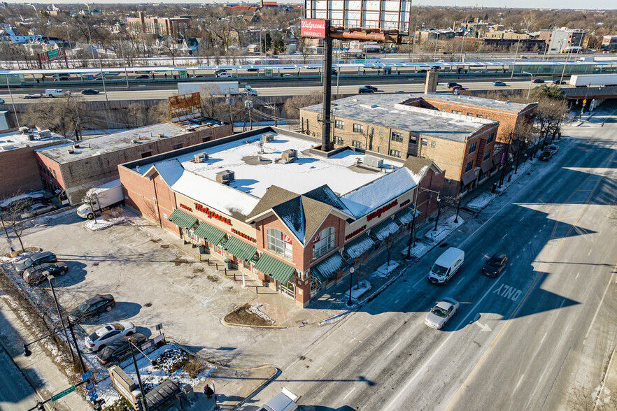 4001 W Irving Park Rd, Chicago, IL for sale - Building Photo - Image 3 of 5