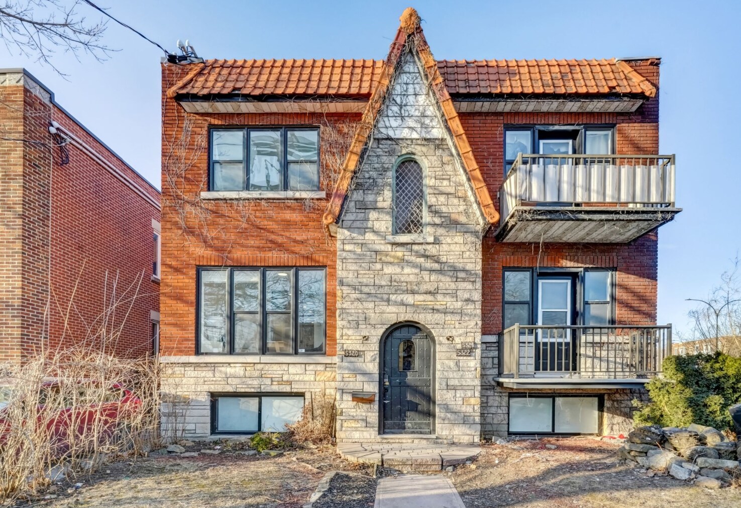 5320-5326 Rue Parthenais, Montréal, QC for sale Primary Photo- Image 1 of 1