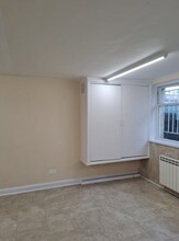 122 Winchcombe St, Cheltenham for lease Interior Photo- Image 2 of 5